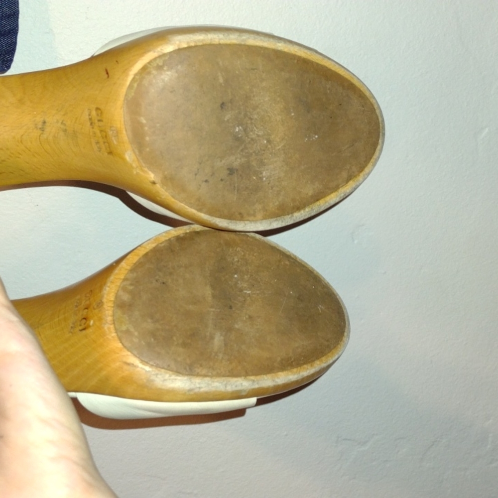 Vintage Gucci Y2K off white leather slip on heels size 39 - Picture 14 of 14